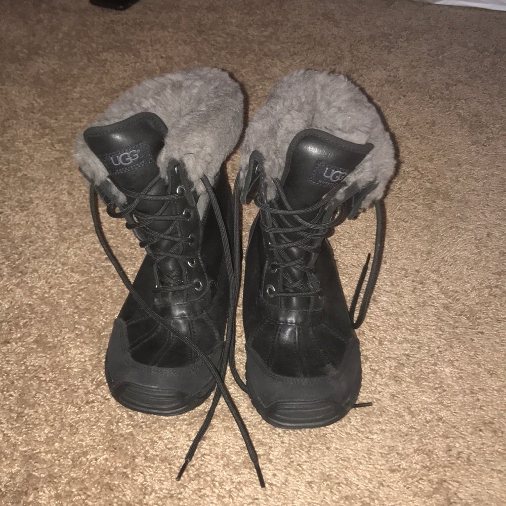 UGG ADIRONDACK II BOOTS